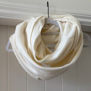 Cynthia Rowley Brand Elegant Infinity Cream Scarf